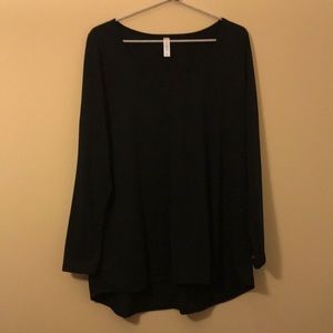 LuLaRoe Black!!! Lynnae size XL